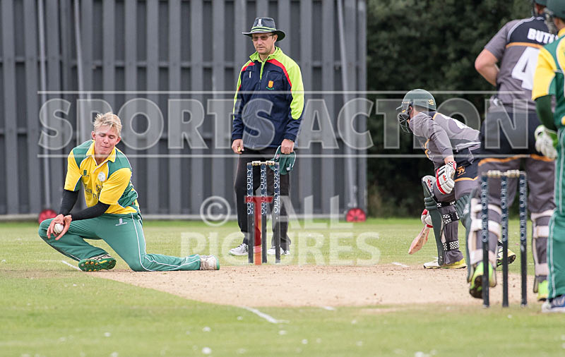 Cricket_Griffins v Irregulars-9 - GRIFFINS v IRREGULARS BARBARIANS