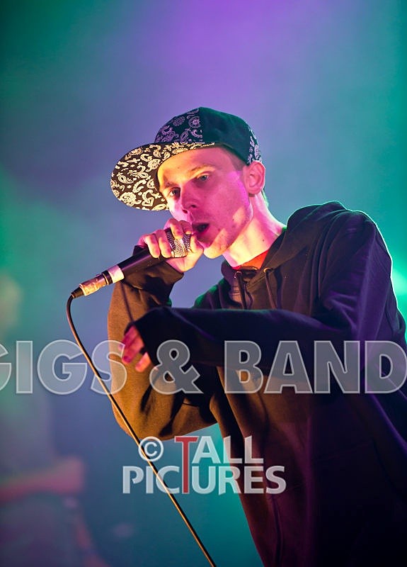 Asylum Seekas-53 - ASYLUM SEEKAS AT IVY CASTLE