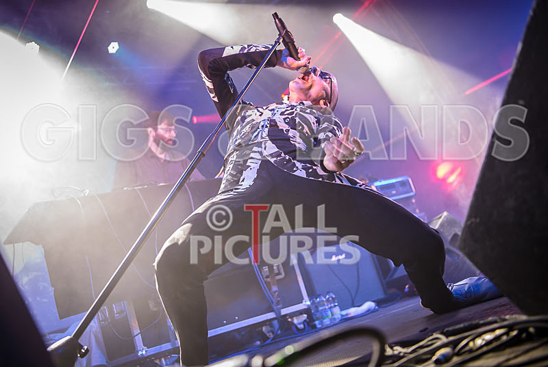 The Correspondents-49 - THE CORRESPONDENTS