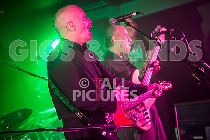 Norman Watt-Roy Band-20 - THE NORMAN WATT-ROY BAND with WILKO JOHNSON
