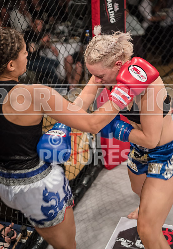 Hannah Jacques v Katherine Paes-10 - BOUT-5 Hannah Jacques v Katherine Paes