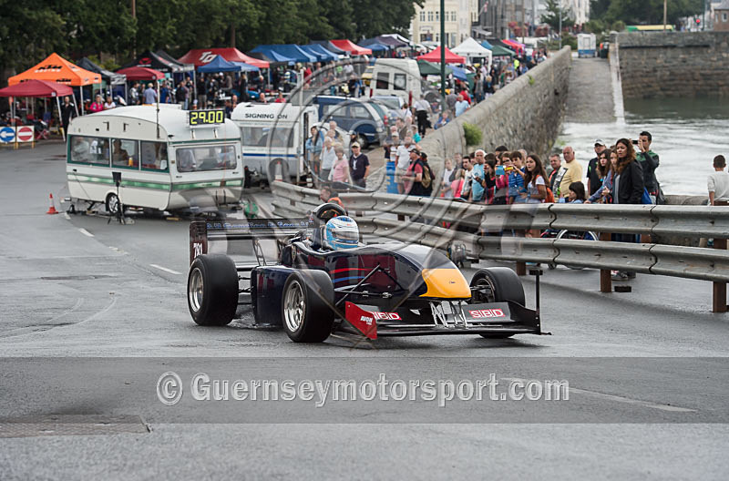 Guernsey National_2014_CAR-284 - GUERNSEY NATIONAL 2014 - CARS