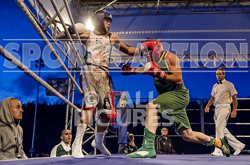 Boxing_Guernsey v Manchester-94 - OPEN AIR BOXING_GUERNSEY v MANCHESTER