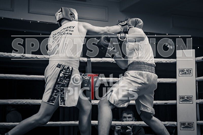 BOUT 3_Ethan Le Moignan v Mitchel Keene-4 - BOUT 3_Ethan Le Moignan v Mitchel Keene