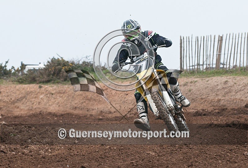 Moto-X_05-03-11-27 - MOTO-X_05-03-2011