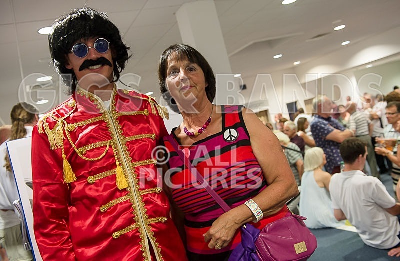 The Bootleg Beatles-86 - THE BOOTLEG BEATLES