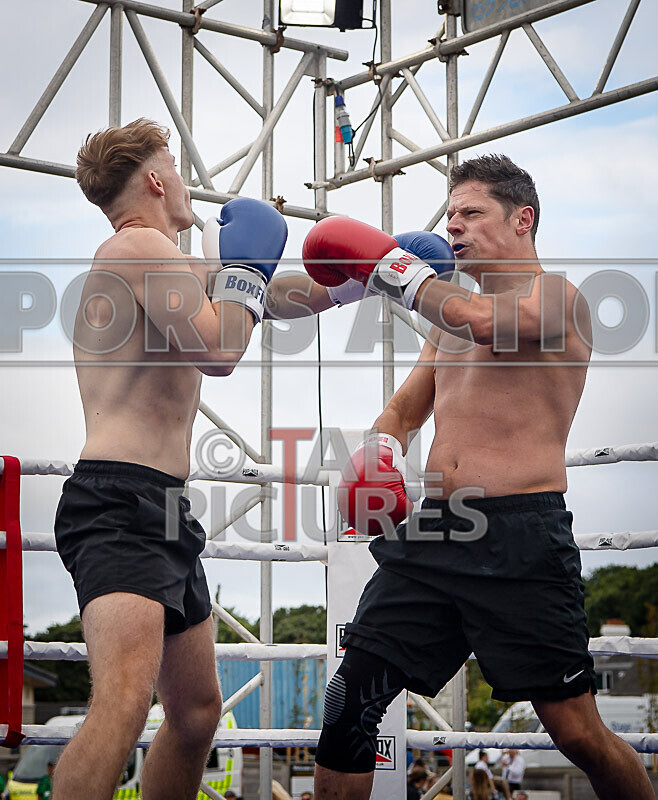 BOUT 10 Gareth the Marksman Morgan v Callum the Cannon Beausire-14 - BOUT 10- Gareth 'the Marksman' Morgan v Callum 'the Cannon' Beausire