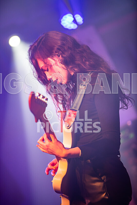 Beach Riot-3 - BEACH RIOT