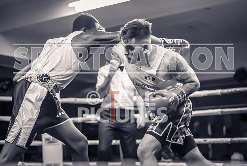 BOUT- 11 Casey De La Mare v Dimeji Shittu-5 - BOUT- 11_Casey De La Mare v Dimeji Shittu