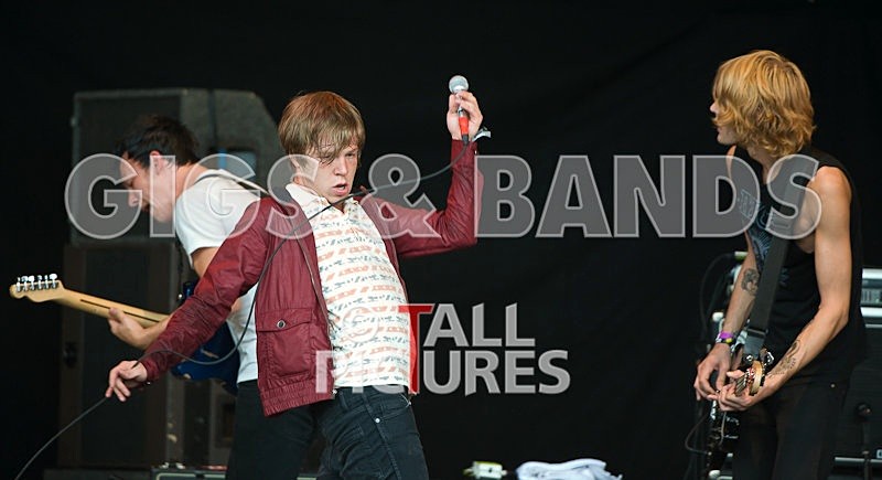 Cage the Elephant-6 - CAGE THE ELEPHANT