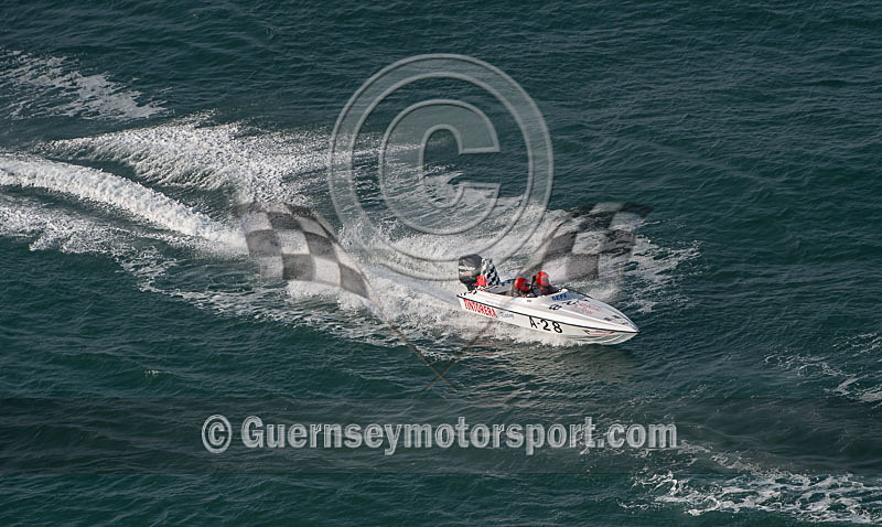 Worlds Powerboats_2014_Race-1-238 - UIM CLASS 3A & 3B WORLD OFFSHORE CHAMPIONSHIP_RACE-1