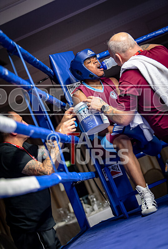 BOUT 3_Luc Langlois v Jaspe Kibiedi-40 - BOUT 3_Luc Langlois v Jaspe Kibiedi