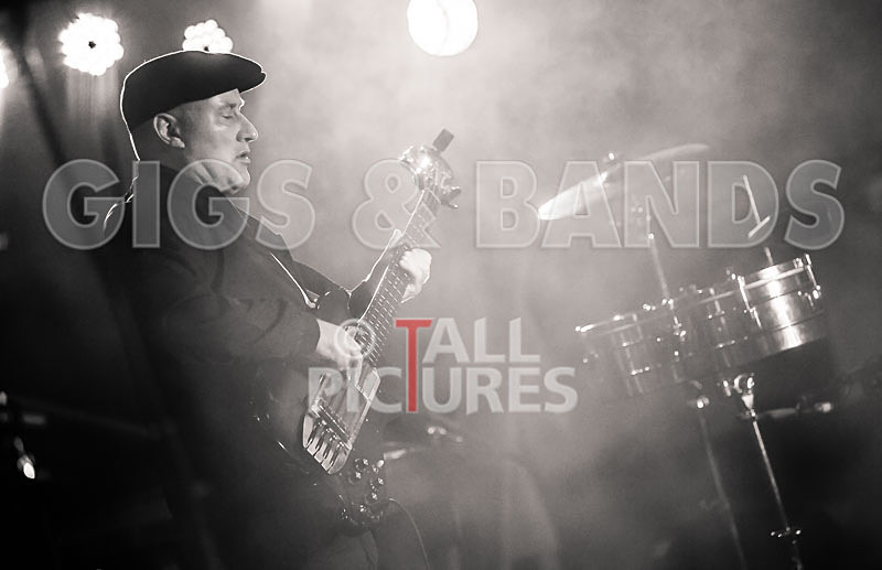 Jah Wobble  The Invaders of the Heart-50 - JAH WOBBLE & THE INVADERS OF THE HEART