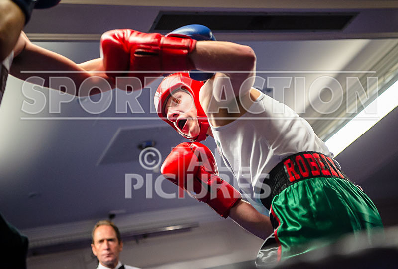 BOUT-2_Luke Robert v Domenico Cianni-17 - BOUT-2_Luke Robert v Domenico Cianni