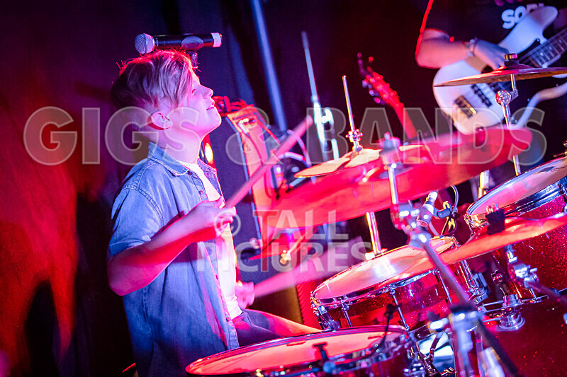 Shameless-9 - SHAMELESS