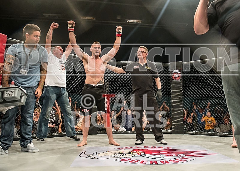 Cage Fighting_2012_Bout 11-62 - BOUT-11