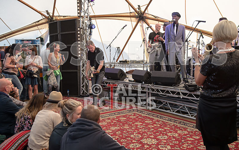 The Selecter-88 - THE SELECTER