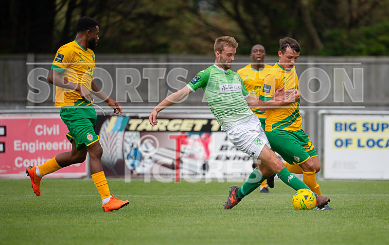 Guernsey FC v Ashford United-4 - GUERNSEY FC v ASHFORD UNITED