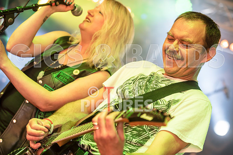 Underdog-81 - UNDERDOG