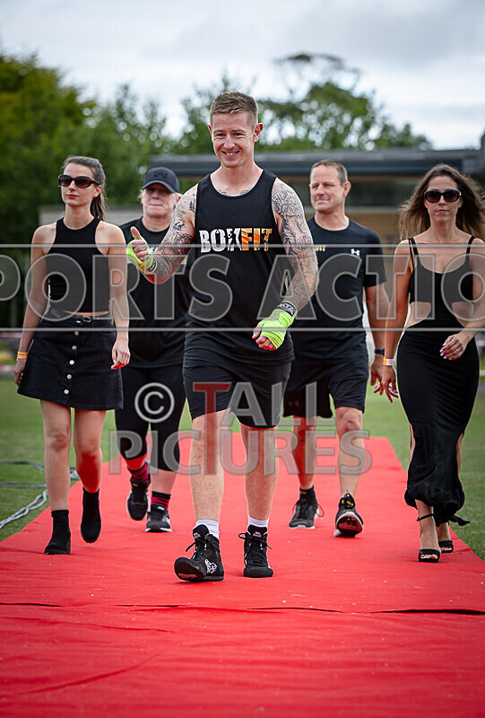BOUT 11- Roland the Doc Archer v Chris the Trigger ONeil-5 - BOUT 11- Roland 'the Doc' Archer v Chris 'the Trigger' O'Neil