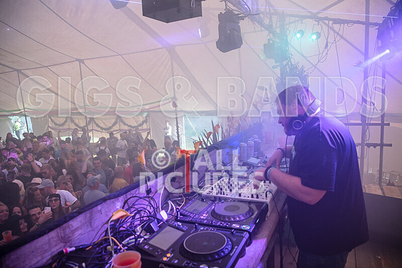 Guernsey Together Festival 2021_DANCE TENT-28 - GUERNSEY TOGETHER FESTIVAL 2021_THE DANCE TENT