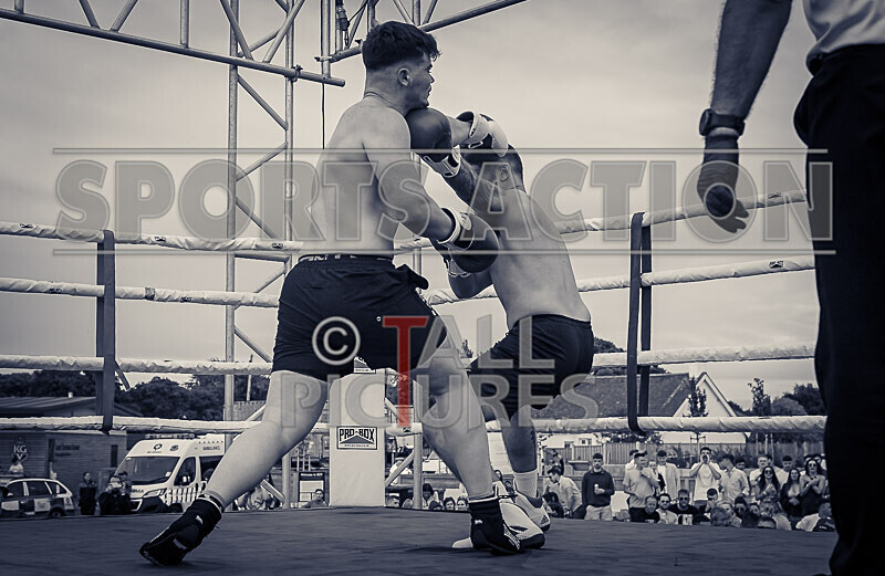 BOUT 13- Scott the Machete Mourant v Sam the Stalker Ferry-32 - BOUT 13- Scott 'the Machete' Mourant v Sam 'the Stalker' Ferry