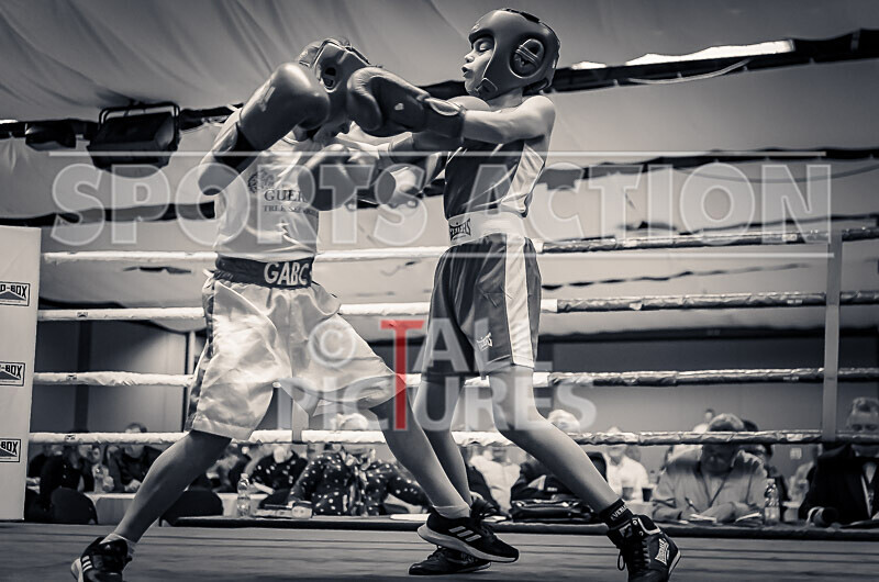 BOUT 1 - Liam Duff v Oliver McKenzie-15 - BOUT 1 - Liam Duff v Oliver McKenzie