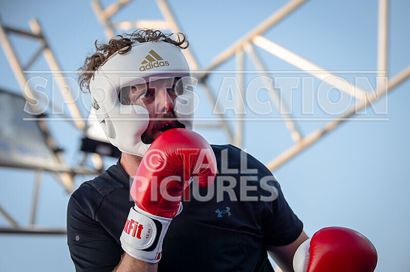 BOUT 12 - Ruairi -the Real Deal- ONeill v Jaques -Sharky- Colley-14 - BOUT 12 - Ruairi 'the Real Deal' O'Neill v Jaques 'Sharky' Colley