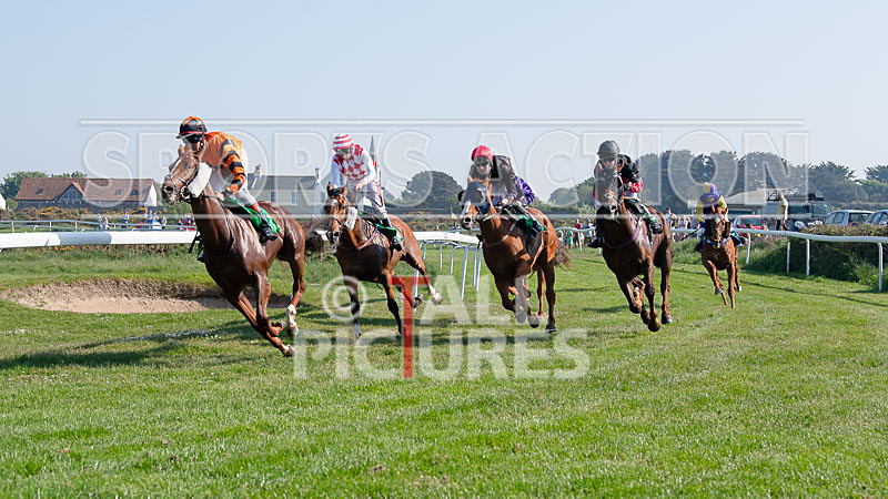 Guernsey Race Club Horse Racing 2018-31 - GUERNSEY RACE CLUB BANK HOLIDAY 2018