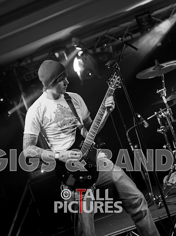 She Haunts the Roads-15 - SHE HAUNTS THE ROADS RoA-7