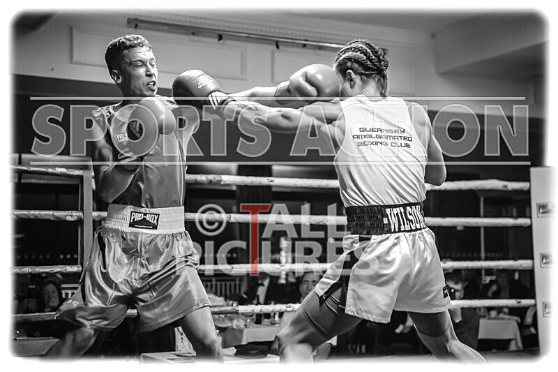 BOUT 4- Jay Wilson v Tommy Hudson-23 - BOUT 4 - Jay Wilson v Tommy Hudson