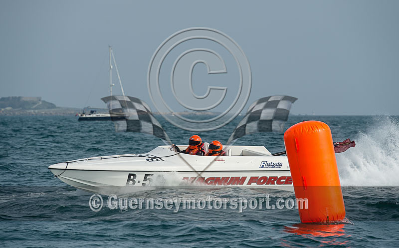 Worlds Powerboats_2014_Race-2-250 - UIM CLASS 3A & 3B WORLD OFFSHORE CHAMPIONSHIP_RACE-2