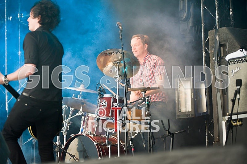 Art Brut-8 - ART BRUT