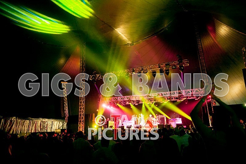 Guernsey Festival Scene-96 - THE GUERNSEY FESTIVAL ATMOSPHERE AND SCENE