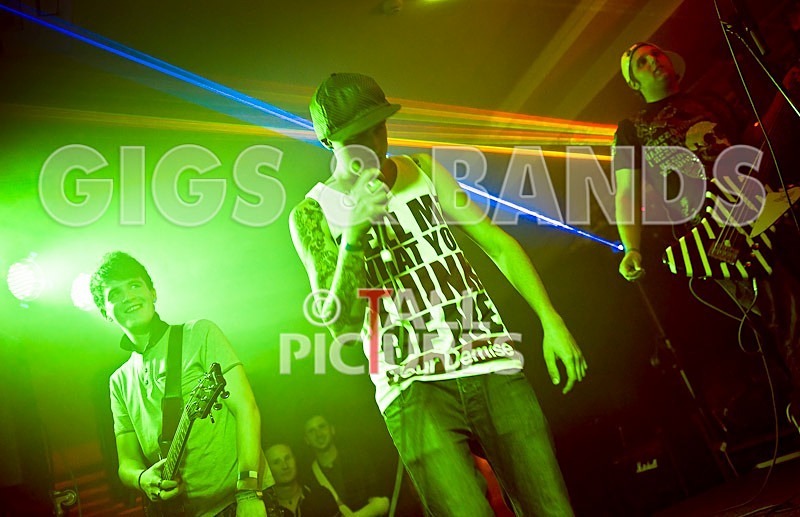 Dakamga-16 - DAKAMGA