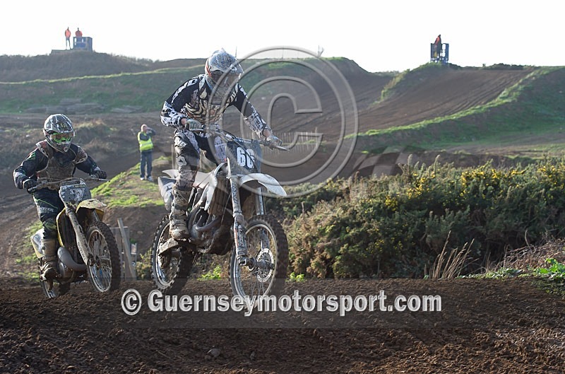 Moto-X_12-11-11-27 - MOTO-X_12-11-2011