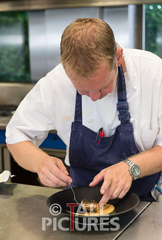 Simon McKenzie-10 - CHEF SIMON McKENZIE