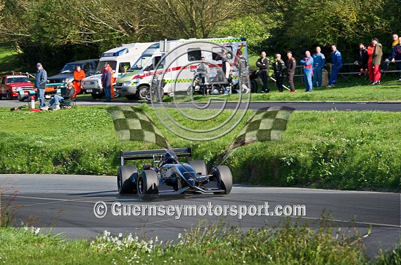 Hill Car_2010-422 - CARS 2010-05-03