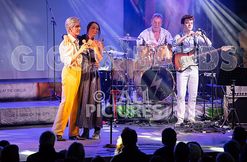 The Bowie Experience-6 - THE BOWIE EXPERIENCE