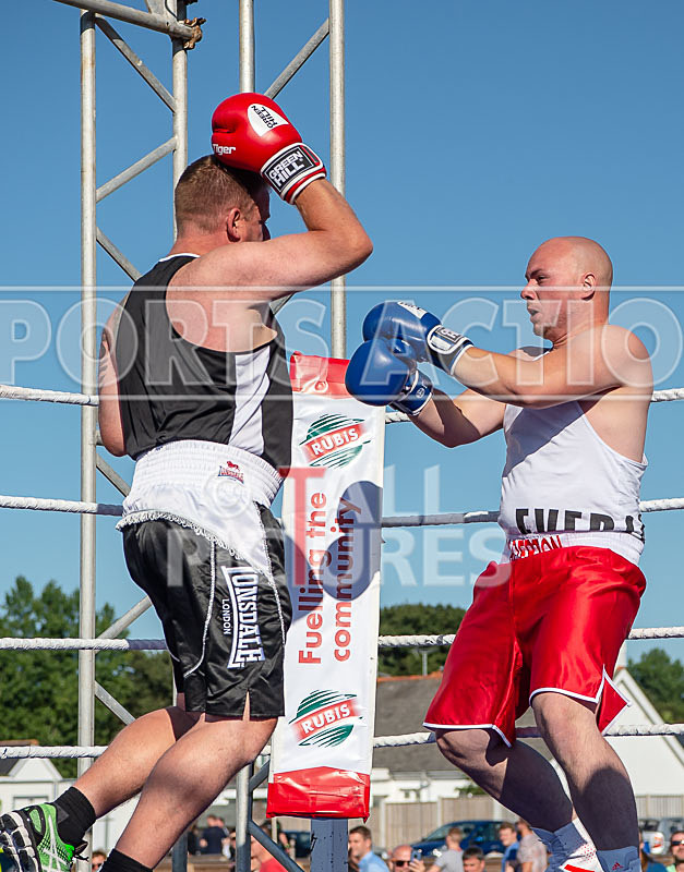 BOUT-1- Matthew The Scooby Alderton v Ian Blind Date Champion-7 - BOUT-1 Matthew 'The Scooby' Alderton v Ian 'Blind Date' Champion