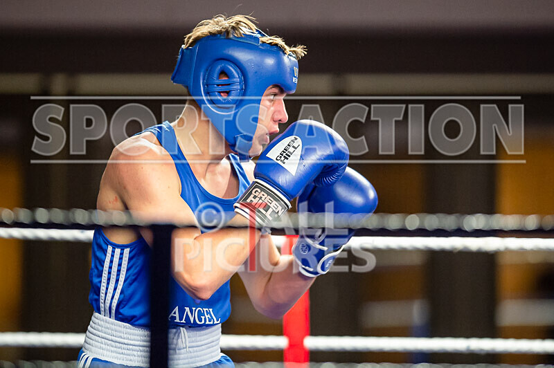 BOUT-6_Middleweight- Luke Robert v Gabriel McHugh-32 - BOUT-6_Luke Robert v Gabriel McHugh