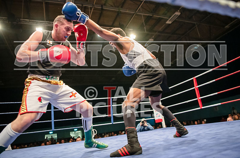 BOUT-18 - Jimmy Lesbirel v Byron Morris-15 - BOUT-18 - Jimmy Lesbirel v Byron Morris