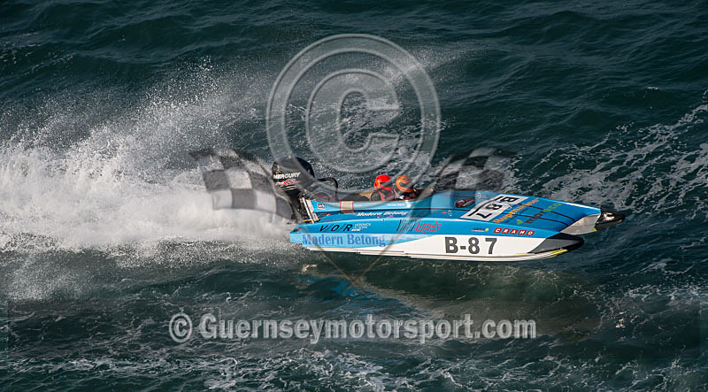Worlds Powerboats_2014_Race-1-363 - UIM CLASS 3A & 3B WORLD OFFSHORE CHAMPIONSHIP_RACE-1