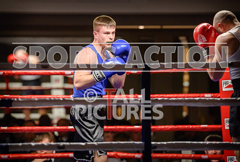 BOUT- 9 - Rusian Gogercaks v Adrian Salmonowicz-17 - BOUT: 9 - Rusian Gogercaks v Adrian Salmonowicz