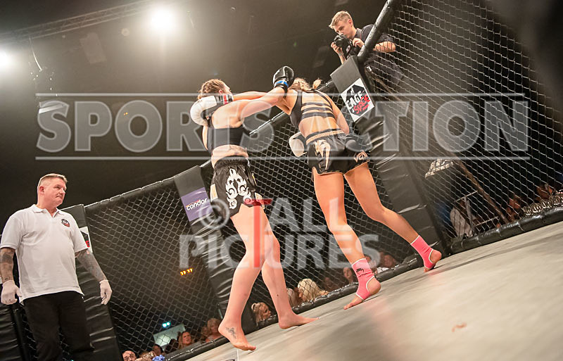 BOUT-6- Georgina Noel v Georgia Blumsom-35 - BOUT-6: Georgina Noel v Georgia Blumsom