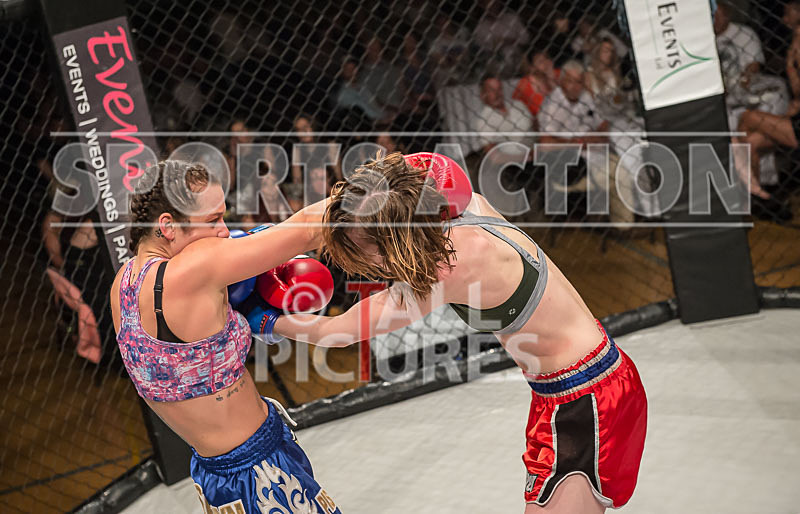 Stephanie Douglas v Lauren Sillence-25 - BOUT 6