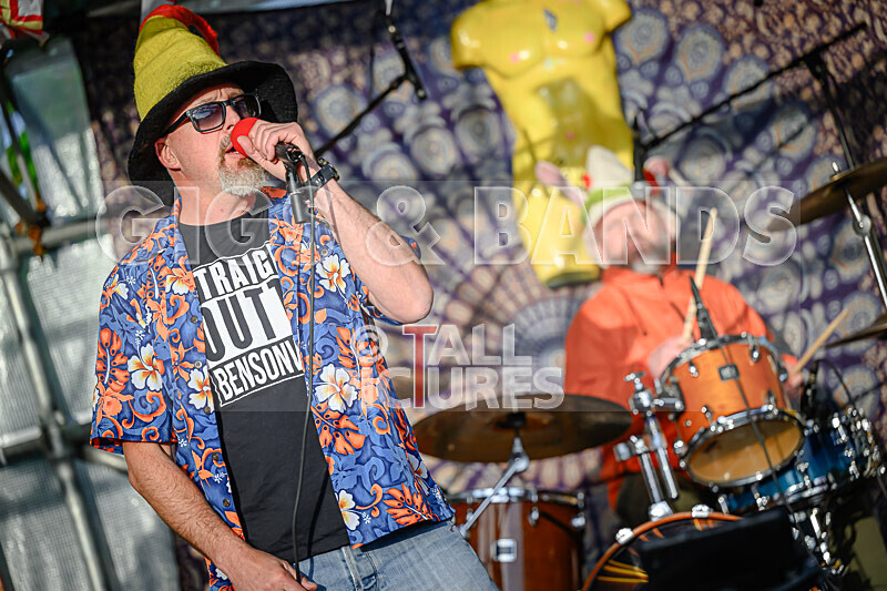 The Bensons-42 - THE BENSONS