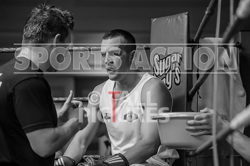 Bout - 8_Jimmy Lesbirel v Daryll Bath-14 - Bout - 8_Jimmy Lesbirel v Daryll Bath