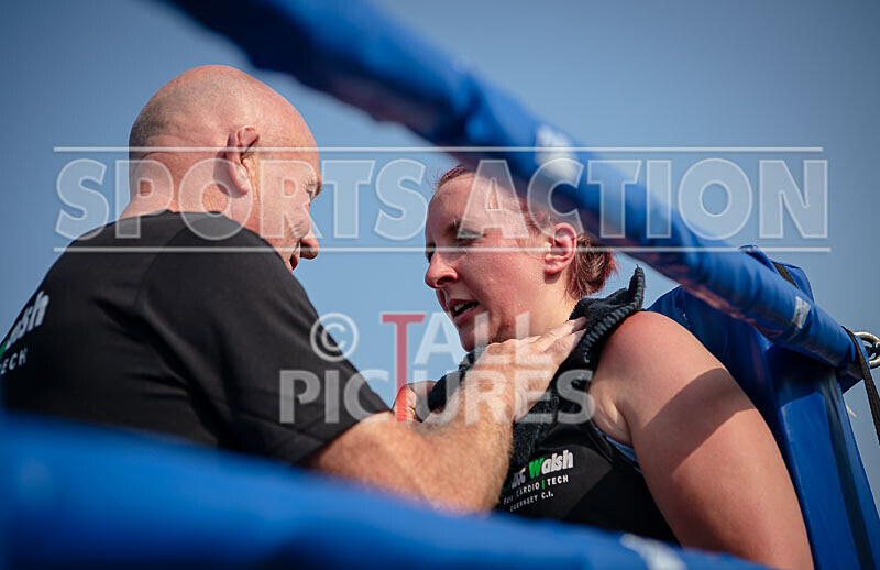 BOUT 5 - Emma -the Mentalist- Martin v Katie -the Lioness- Le Tissier- - BOUT 5 - Emma 'the Mentalist' Martin v Katie 'the Lioness' Le Tissier