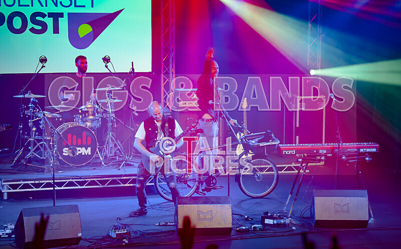 Guernsey Post 2022-82 - GUERNSEY POST